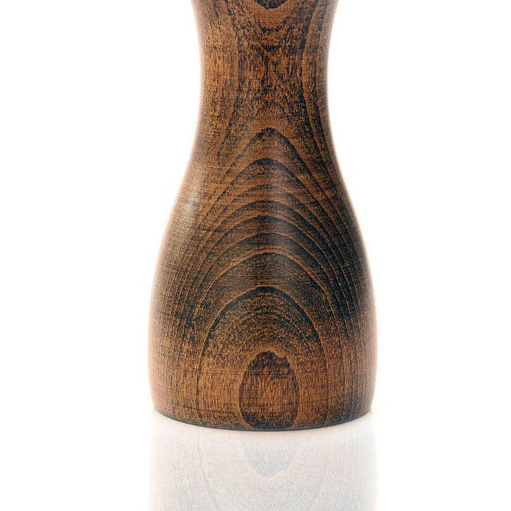 KVAERN Grinders – Closeup showcasing good quality design and beechwood material.